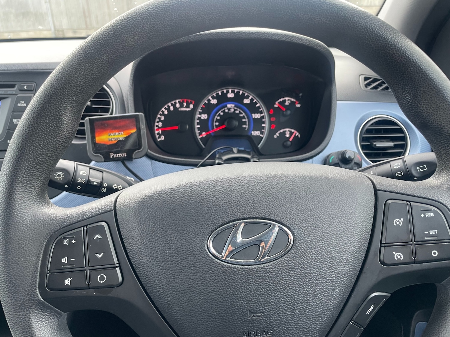 Used Hyundai i10 2016 for sale - 76879385: Photo 14