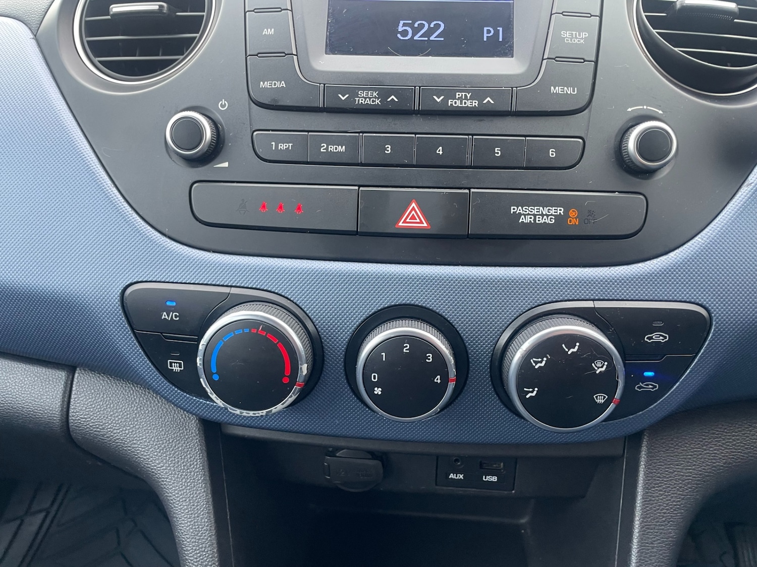 Used Hyundai i10 2016 for sale - 76879385: Photo 18