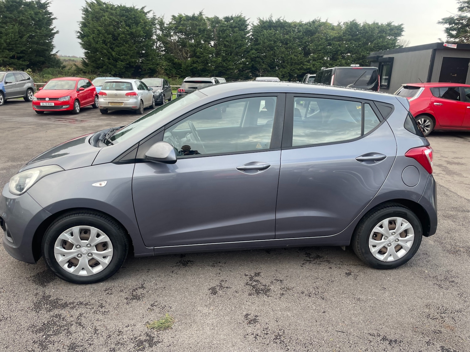Used Hyundai i10 2016 for sale - 76879385: Photo 4