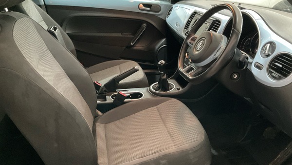 Used Volkswagen Beetle 2014 for sale - 77445736: Photo 4