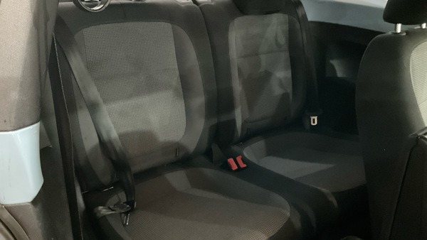 Used Volkswagen Beetle 2014 for sale - 77445736: Photo 5