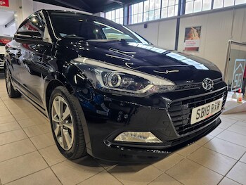 Used Hyundai i20 2018 for sale - 75904831: Photo