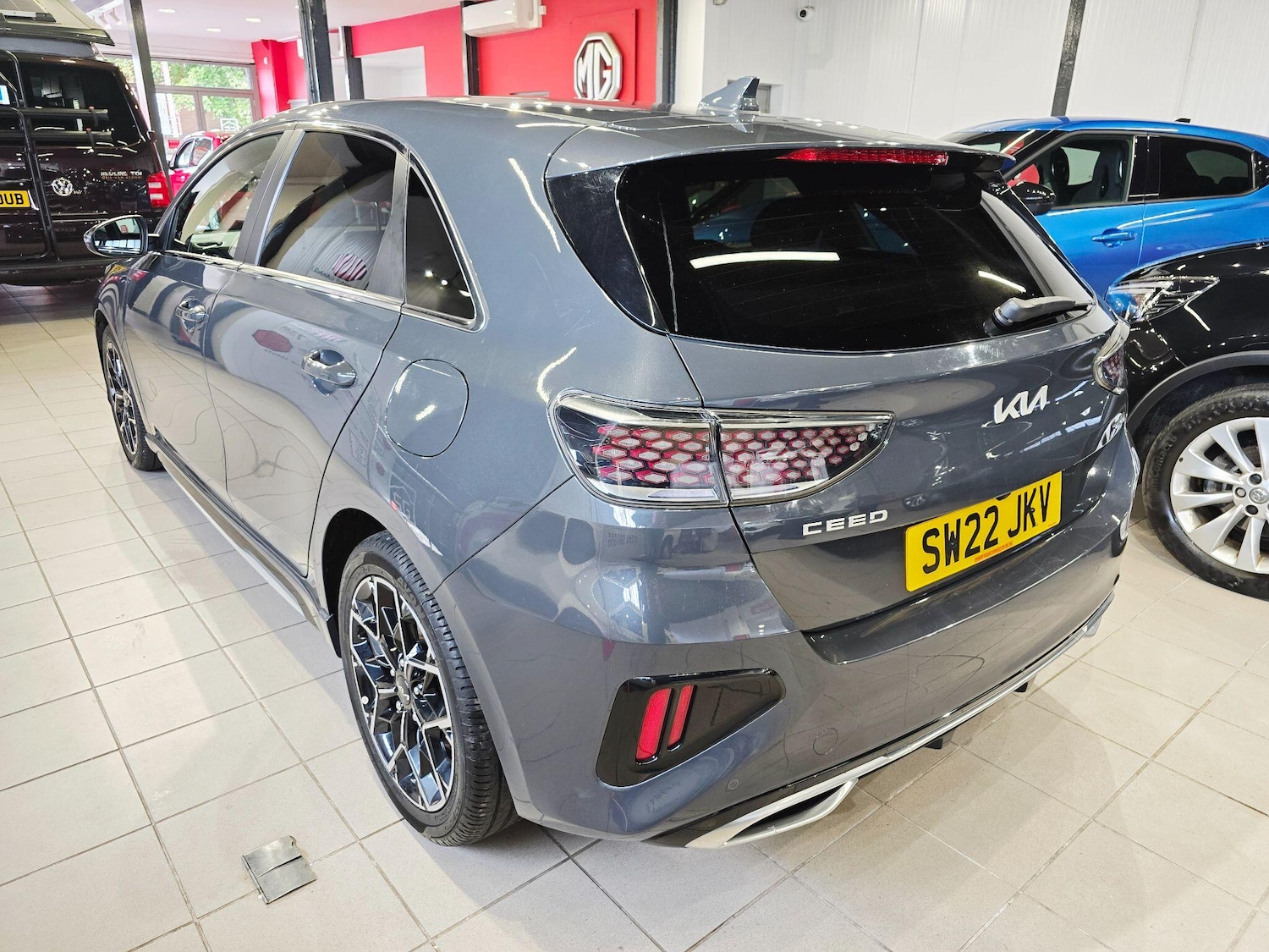 Vehicle 33