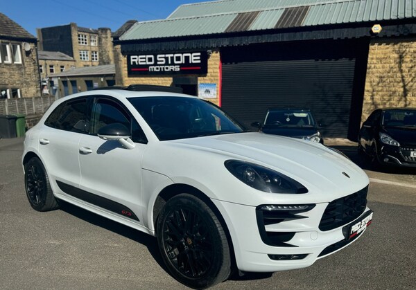 Used Porsche Macan 2018 for sale - 75061936: Photo 1
