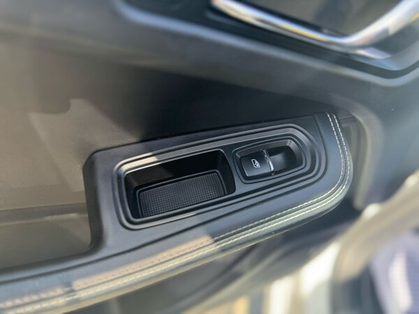 Used Porsche Macan 2018 for sale - 75061936: Photo 21