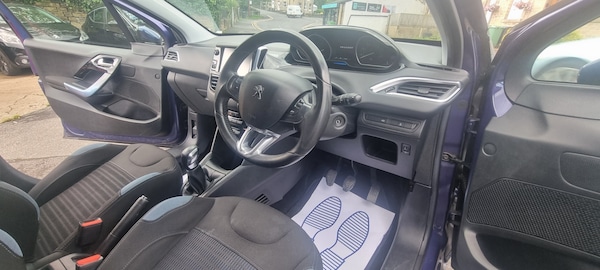 Used Peugeot 208 2012 for sale - 75303395: Photo 7