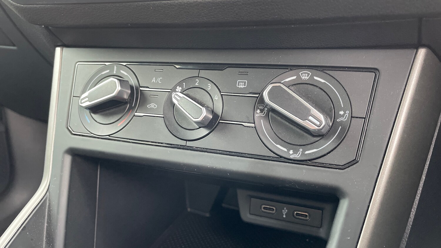 Used Volkswagen Polo 2021 for sale - 75938182: Photo 23