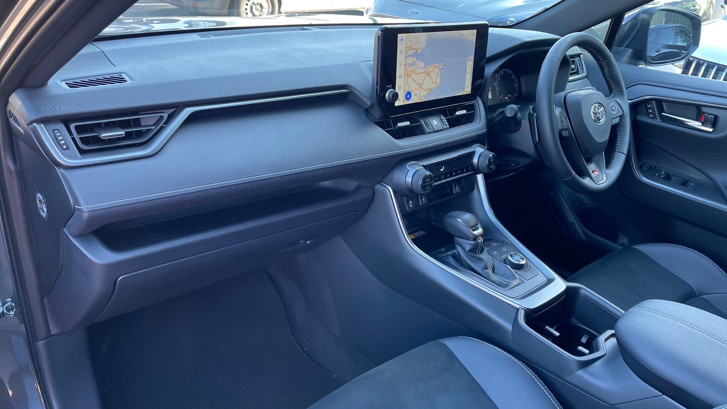 Used Toyota RAV4 2024 for sale - 77954151: Photo 10