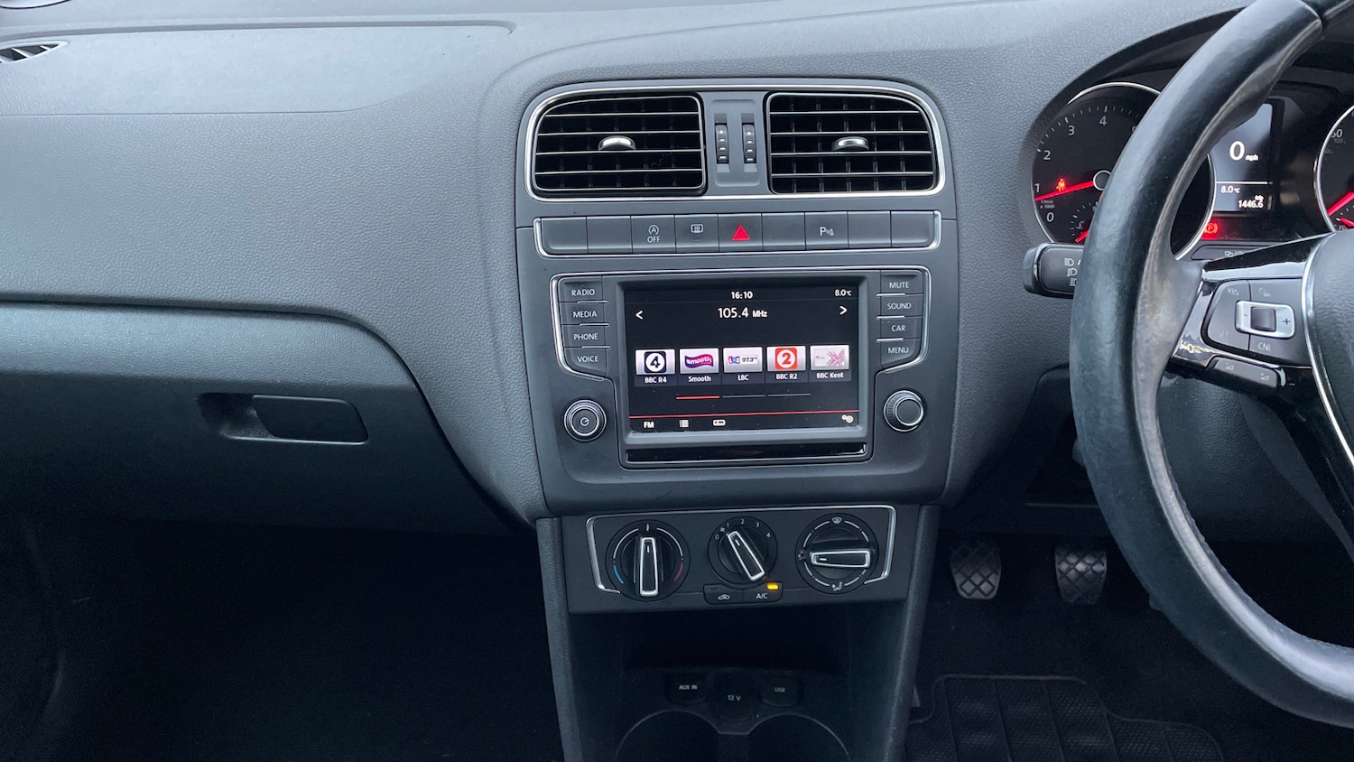 Used Volkswagen Polo 2016 for sale - 77409415: Photo 12