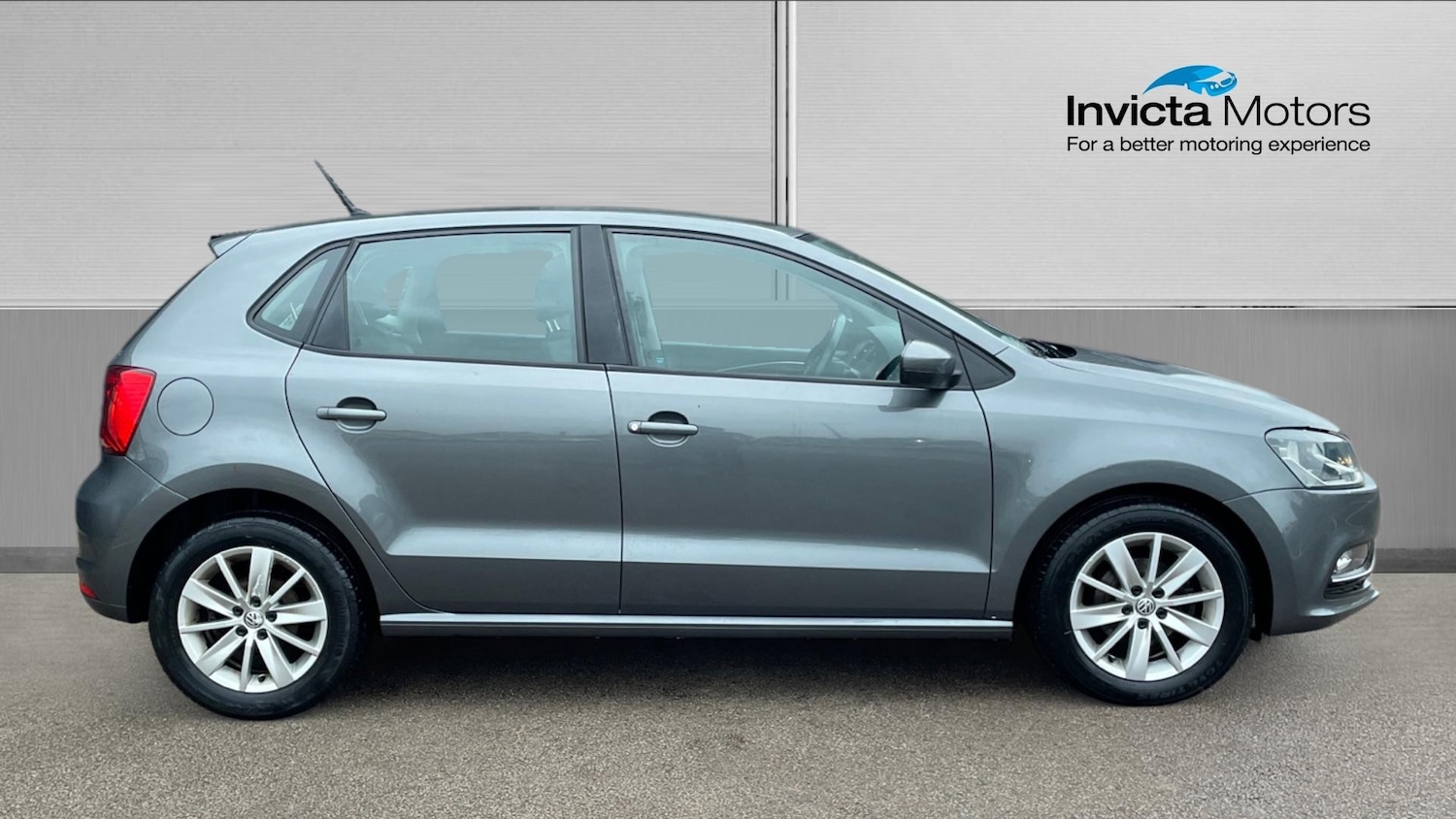 Used Volkswagen Polo 2016 for sale - 77409415: Photo 2