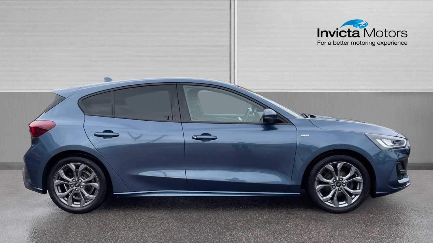 Used Ford Focus 2023 for sale - 76784903: Photo 2