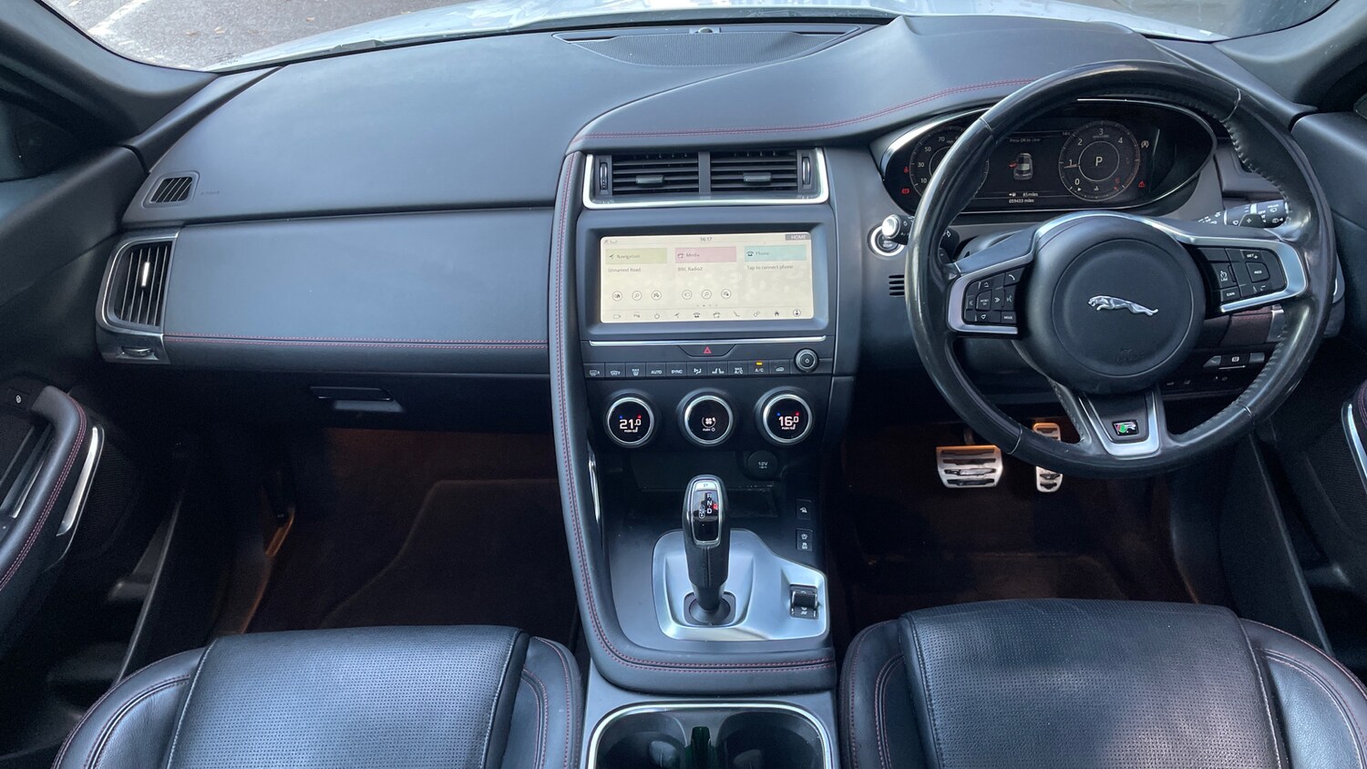 Used Jaguar E-Pace 2019 for sale - 76324895: Photo 11
