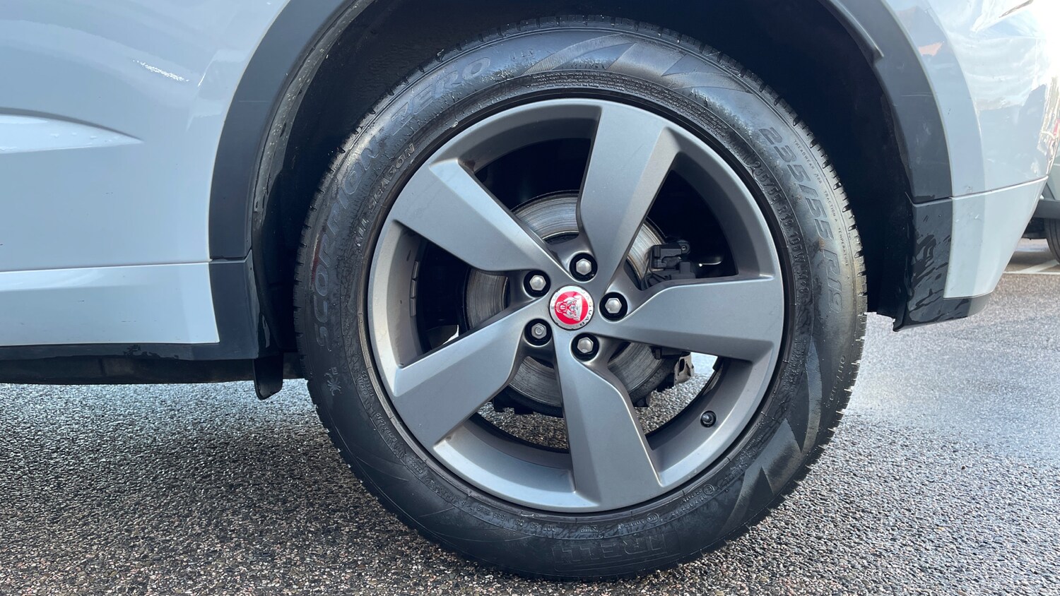 Used Jaguar E-Pace 2019 for sale - 76324895: Photo 18