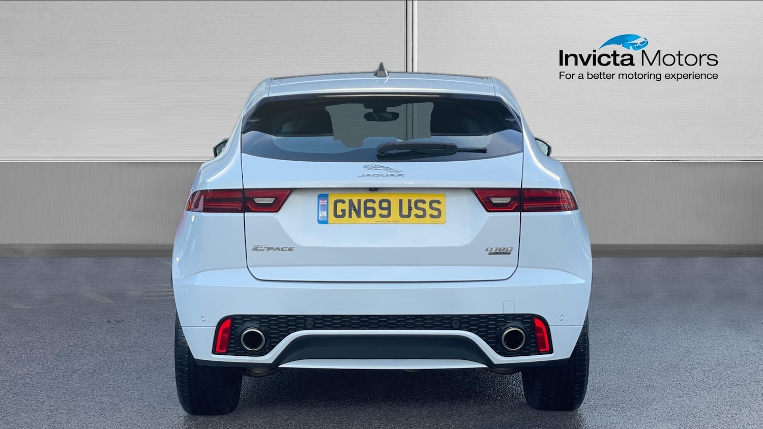 Used Jaguar E-Pace 2019 for sale - 76324895: Photo 4