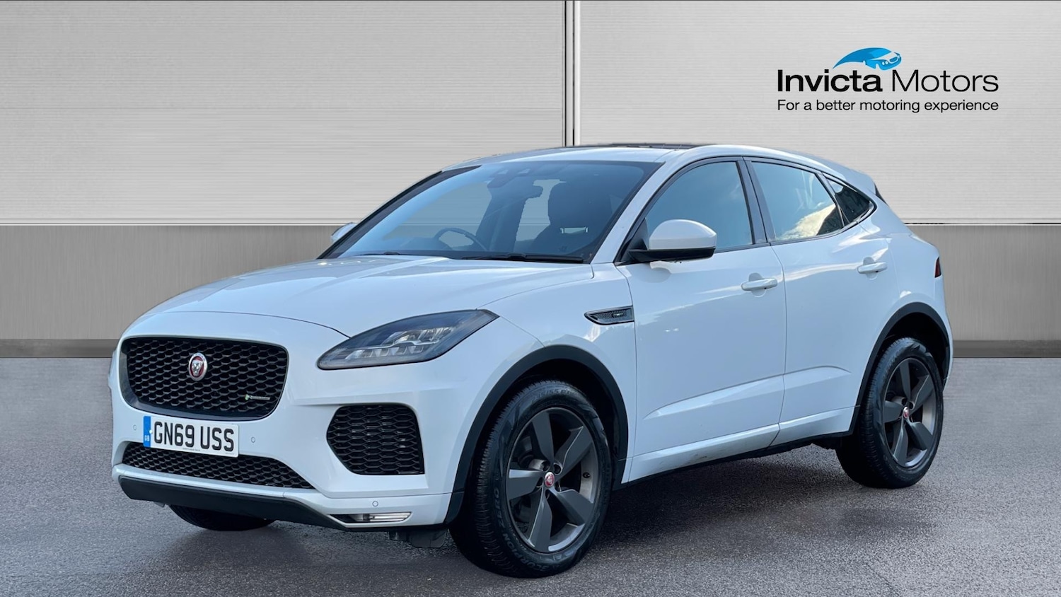 Used Jaguar E-Pace 2019 for sale - 76324895: Photo 7