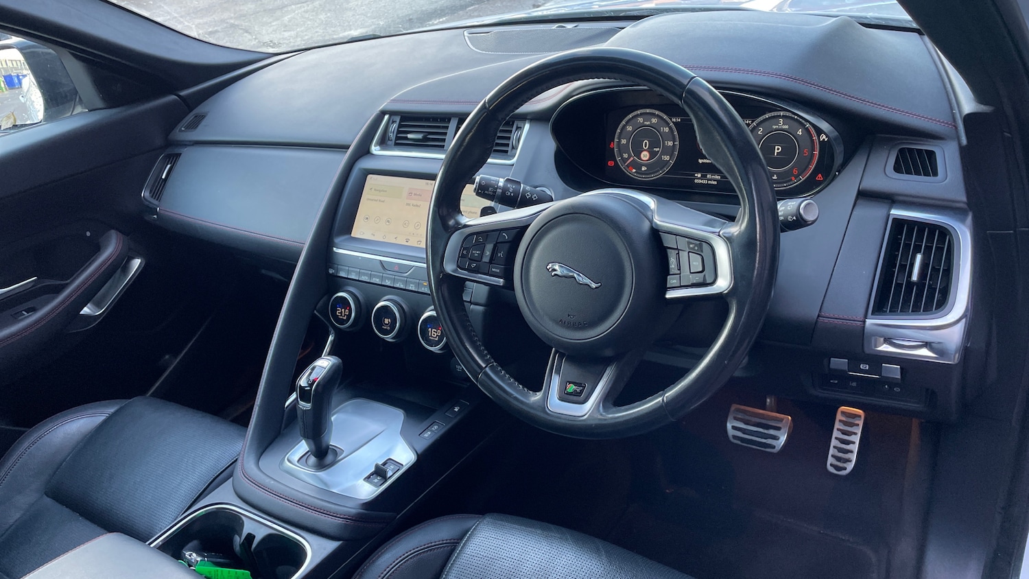Used Jaguar E-Pace 2019 for sale - 76324895: Photo 9