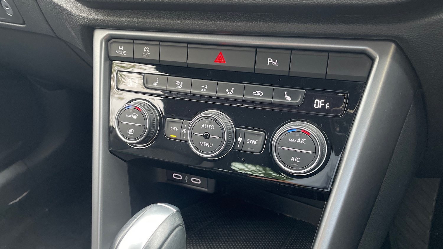 Used Volkswagen T-Roc 2021 for sale - 76784892: Photo 25