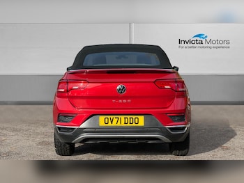 Used Volkswagen T-Roc 2021 for sale - 76784892: Photo