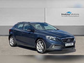 Used Volvo V40 2013 for sale - 75694925: Photo