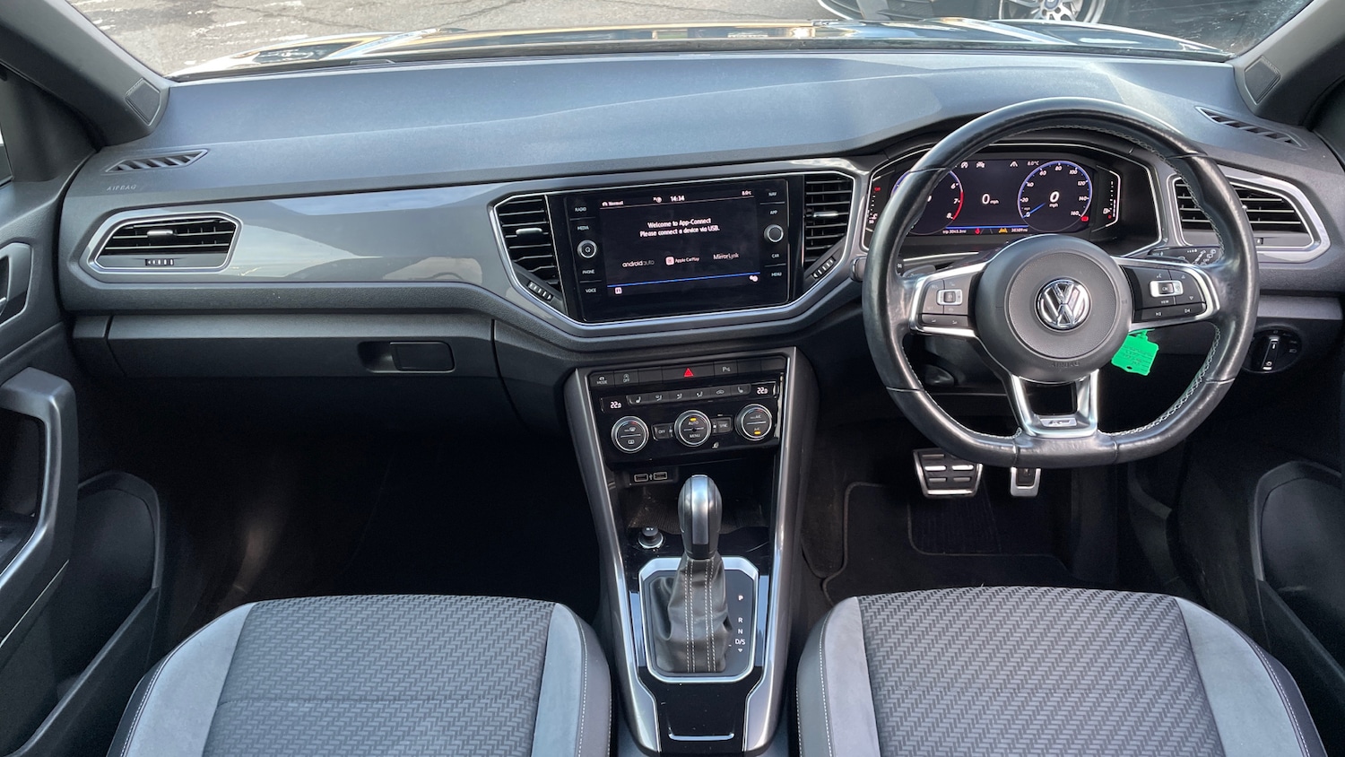 Used Volkswagen T-Roc 2020 for sale - 77595081: Photo 11