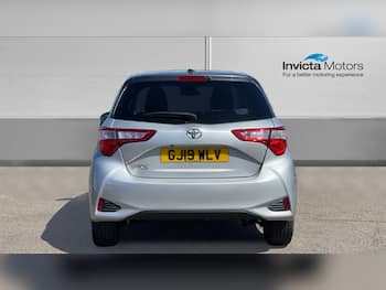 Used Toyota Yaris 2019 for sale - 79564275: Photo