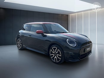 Used MINI Cooper 2024 for sale - 79348888: Photo