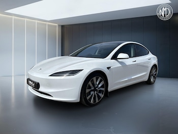 Used Tesla Model 3 2024 for sale - 79349188: Photo