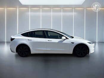 Used Tesla Model 3 2024 for sale - 79349279: Photo