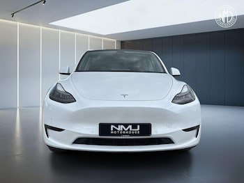 Used Tesla Model Y 2022 for sale - 79348922: Photo