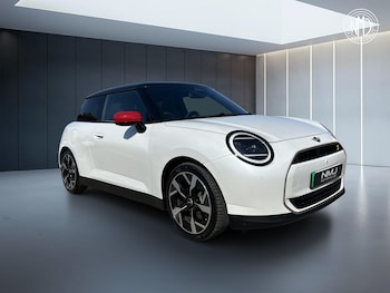 Used MINI Cooper 2024 for sale - 79348898: Photo