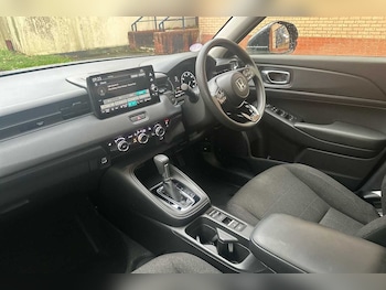 Used Honda HR-V 2023 for sale - 76647407: Photo