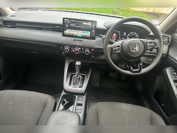 Used Honda HR-V 2023 for sale - 76647407: Photo