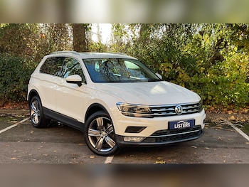 2017 (17) - 2.0 TSI 180 4Motion SEL 5dr DSG