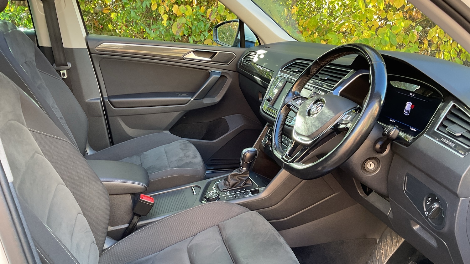 Used Volkswagen Tiguan 2017 for sale - 76327791: Photo 4