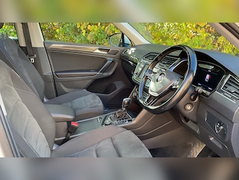 Used Volkswagen Tiguan 2017 for sale - 76327791: Photo