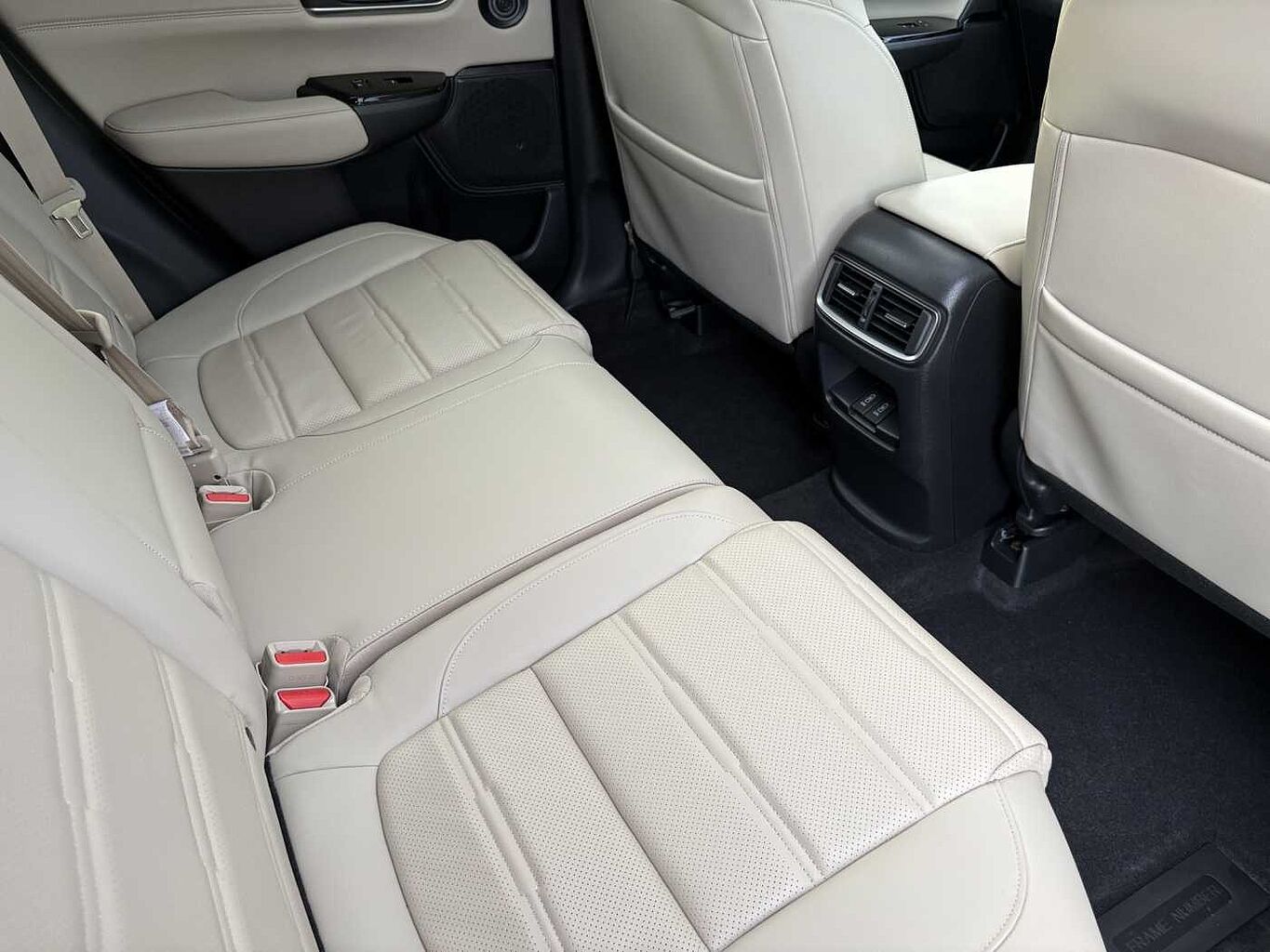 Used Honda CR-V 2023 for sale - 77826161: Photo 8