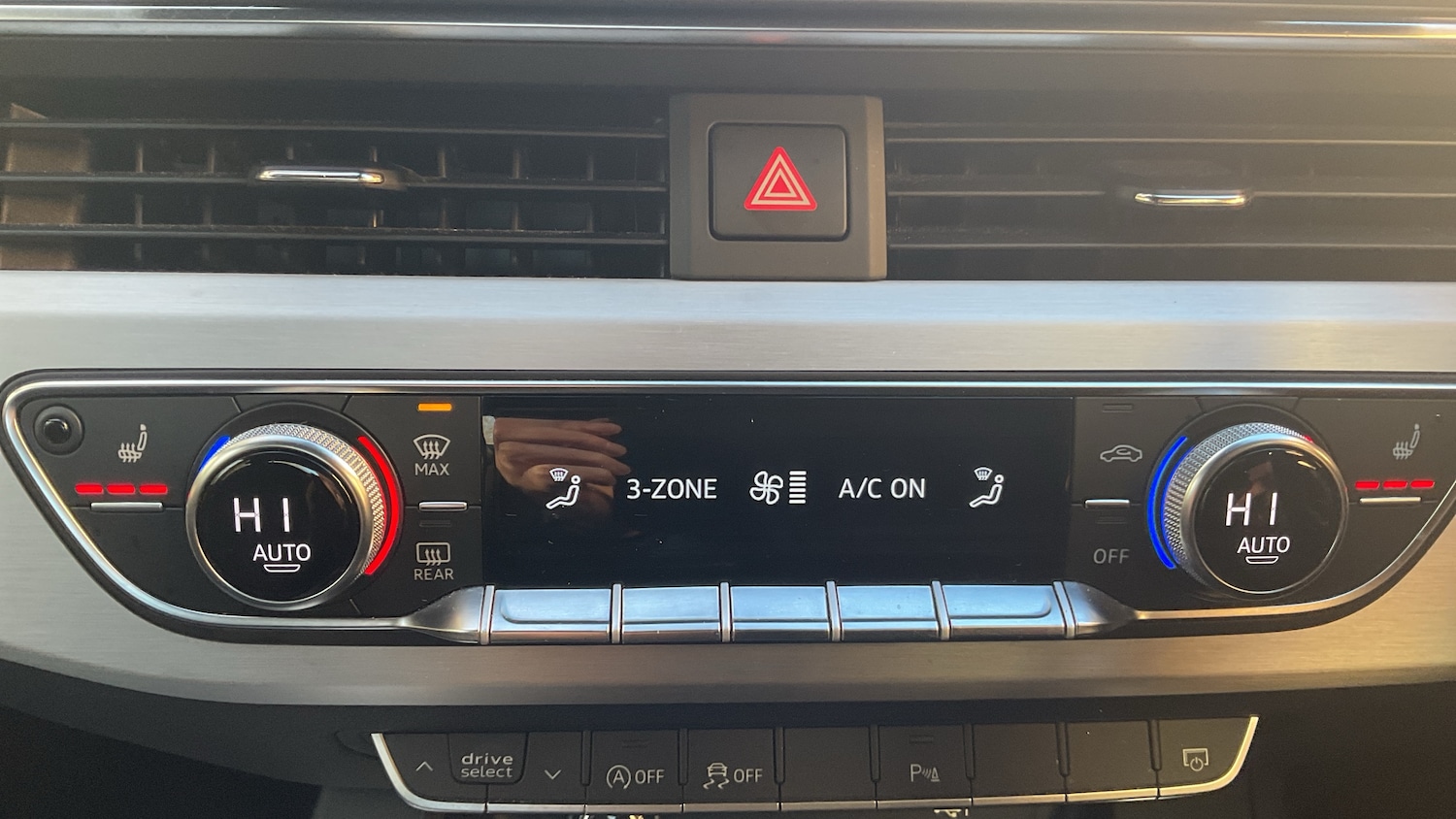 Used Audi A4 2019 for sale - 76574659: Photo 5