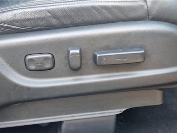 Used Honda CR-V 2017 for sale - 76716659: Photo