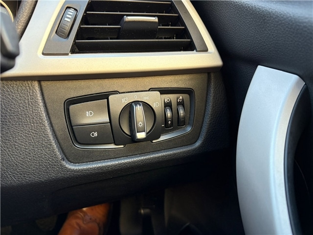 Used BMW 3 Series 2017 for sale - 77647503: Photo 14