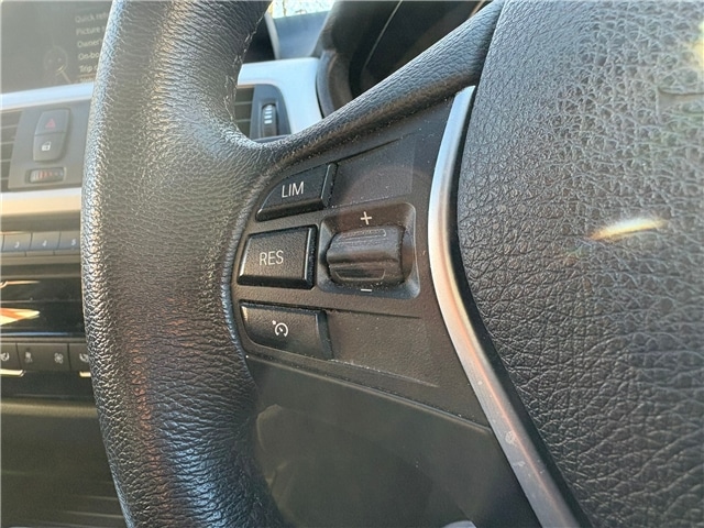 Used BMW 3 Series 2017 for sale - 77647503: Photo 20