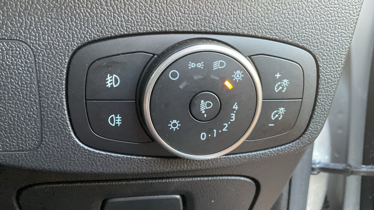 Used Ford Focus 2020 for sale - 76574692: Photo 13