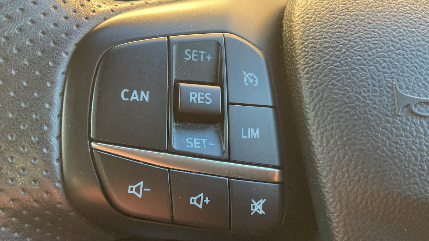 Used Ford Focus 2020 for sale - 76574692: Photo 14