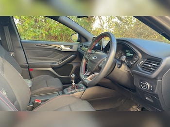 Used Ford Focus 2020 for sale - 76574692: Photo