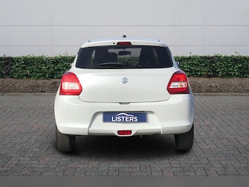 Used Suzuki Swift 2020 for sale - 79035061: Photo