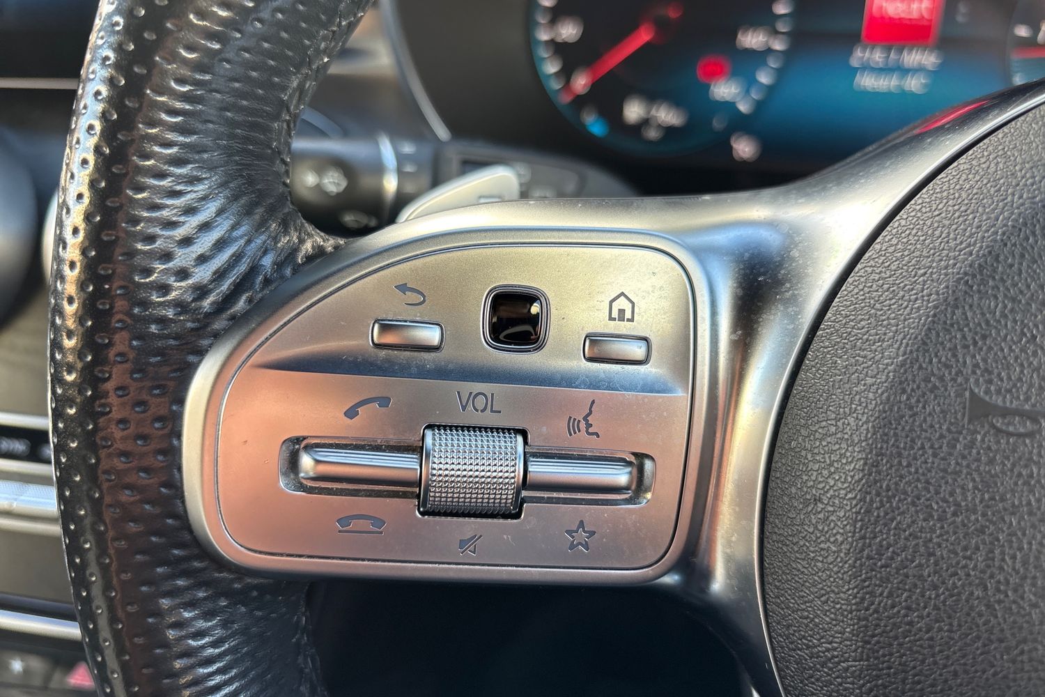 Used Mercedes-Benz GLC 2019 for sale - 77926900: Photo 14