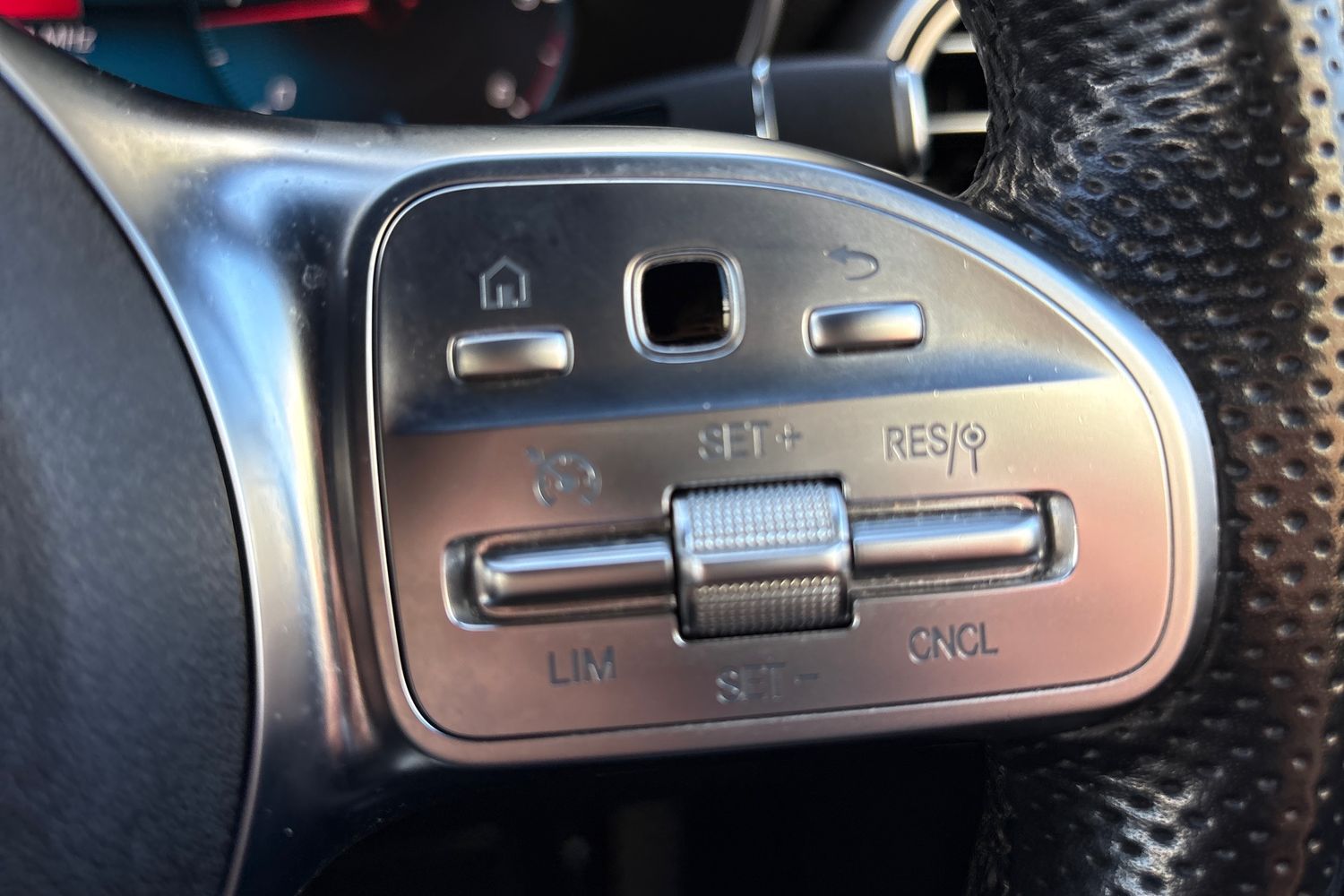 Used Mercedes-Benz GLC 2019 for sale - 77926900: Photo 15