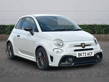 Used Abarth 695 2023 for sale - 79822354: Photo