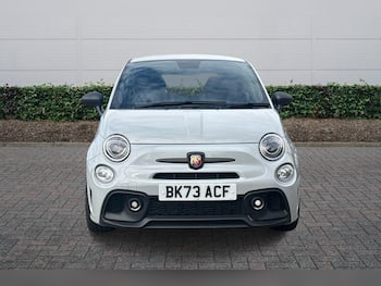 Used Abarth 695 2023 for sale - 79822354: Photo