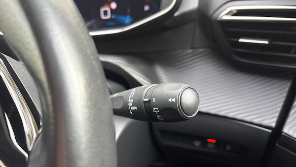 Used Peugeot 2008 2020 for sale - 76111224: Photo 14