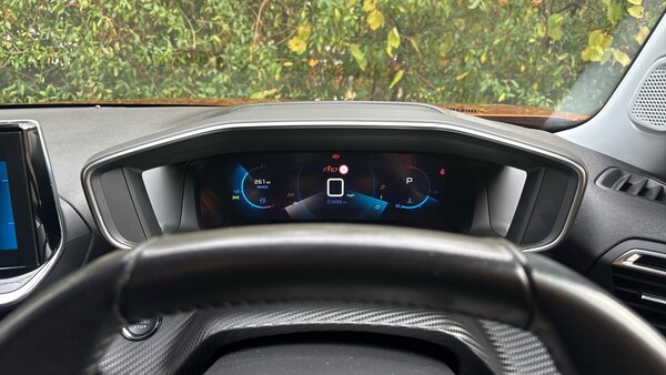 Used Peugeot 2008 2020 for sale - 76111224: Photo 6